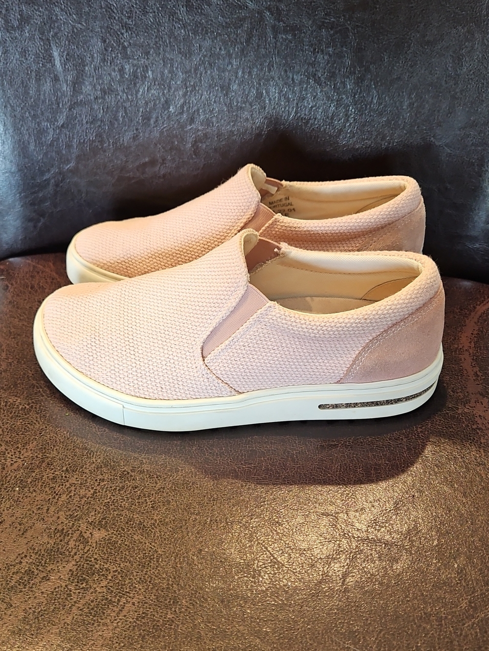 Birkenstock Oswego Slip-On Suede Shoes in Light Pink, Size 37